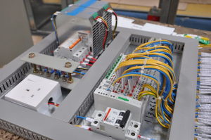 تابلو برق صنعتی svg+xml,%3Csvg%20xmlns%3D%27http%3A%2F%2Fwww.w3 - تابلو برق صنعتی